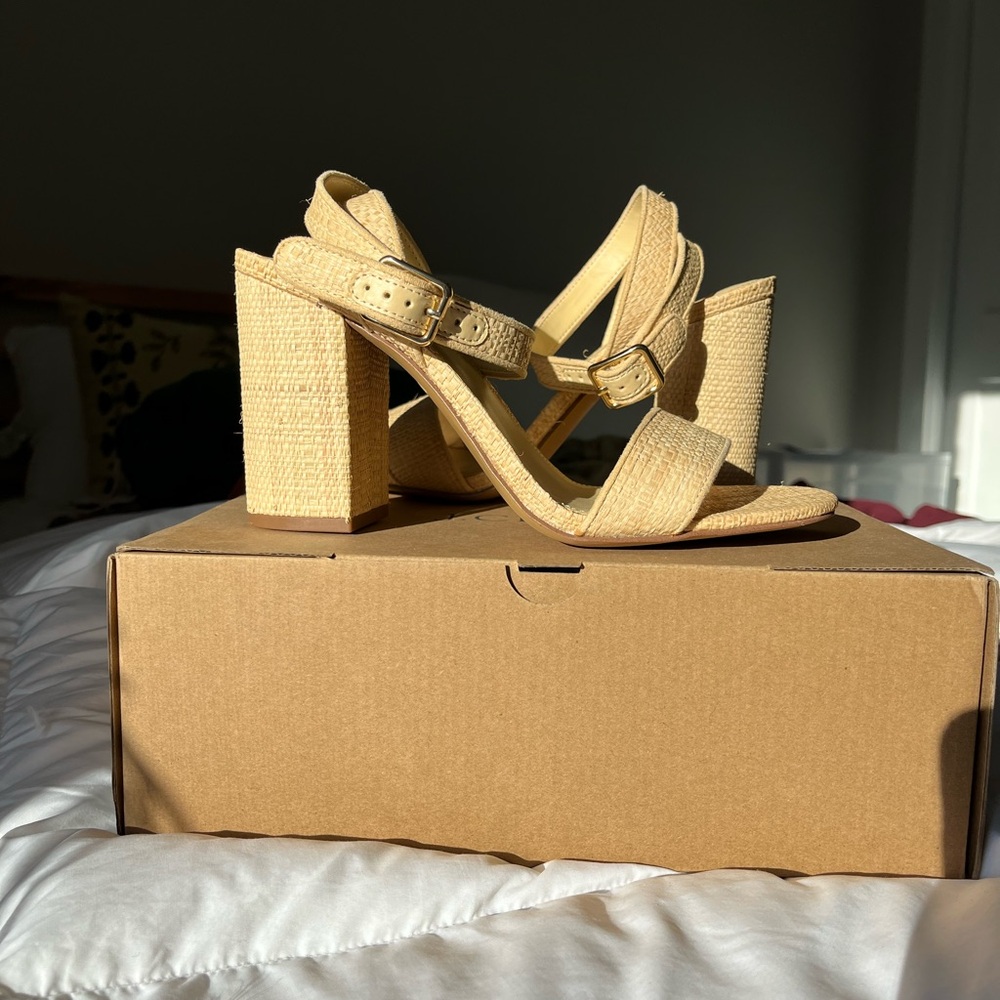Chic Beige Strappy Heels - j Crew new never worn